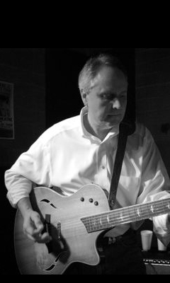 Jimmy Graves - Guitar, Backing Vocals